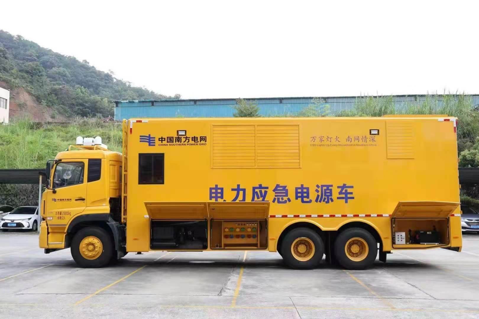 洛龙安康大型柴油发电机发电车UPS电源出租租赁